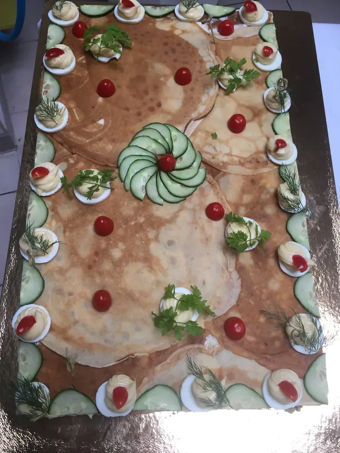 Saumon décoré, pièce de buffet