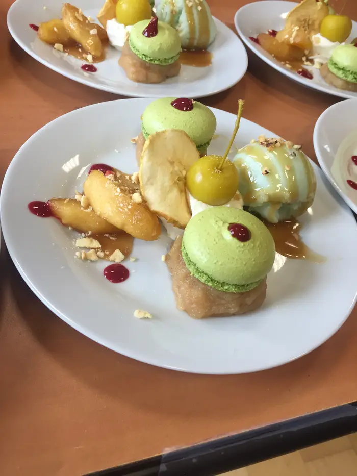 Dessert au macaron pistache