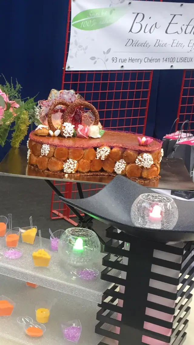 Pièce montée d'éclairs