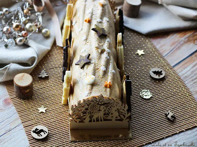 Bûche de Noël — carte des fêtes