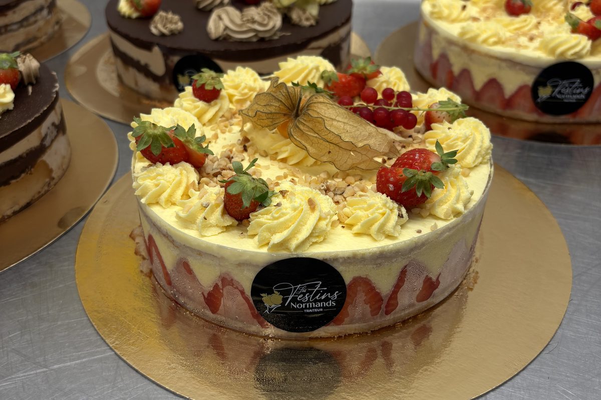 Fraisiers et entremets fait-maison Les Festins Normands